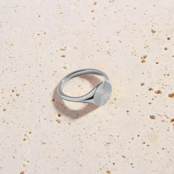 Melrah Sunrays Ring