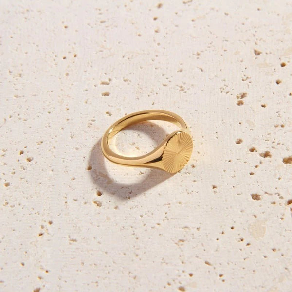 Melrah Sunrays Ring