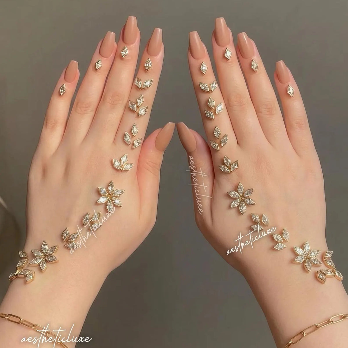 Kundan Mehndi for Hand | Reusable Indian Pakistani Bridal Minimalist Hand Henna Jewelry for Mehndi, Sangeet | Henna Mirror with Beads Gems